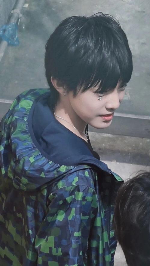 张泽禹最新爆料,娱乐圈背后的惊人真相 第1张 张泽禹最新爆料,娱乐圈背后的惊人真相 第1张